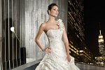 Suknie ślubne kolekcja Lisa Ferrera - Cosmobella 2012